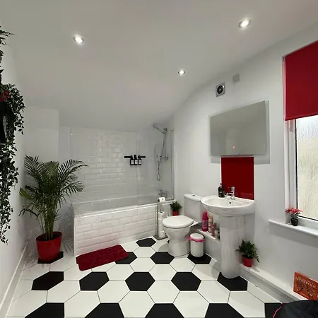 Villa Anfield Abode - Entire Lfc Themed House Liverpool Exterior foto