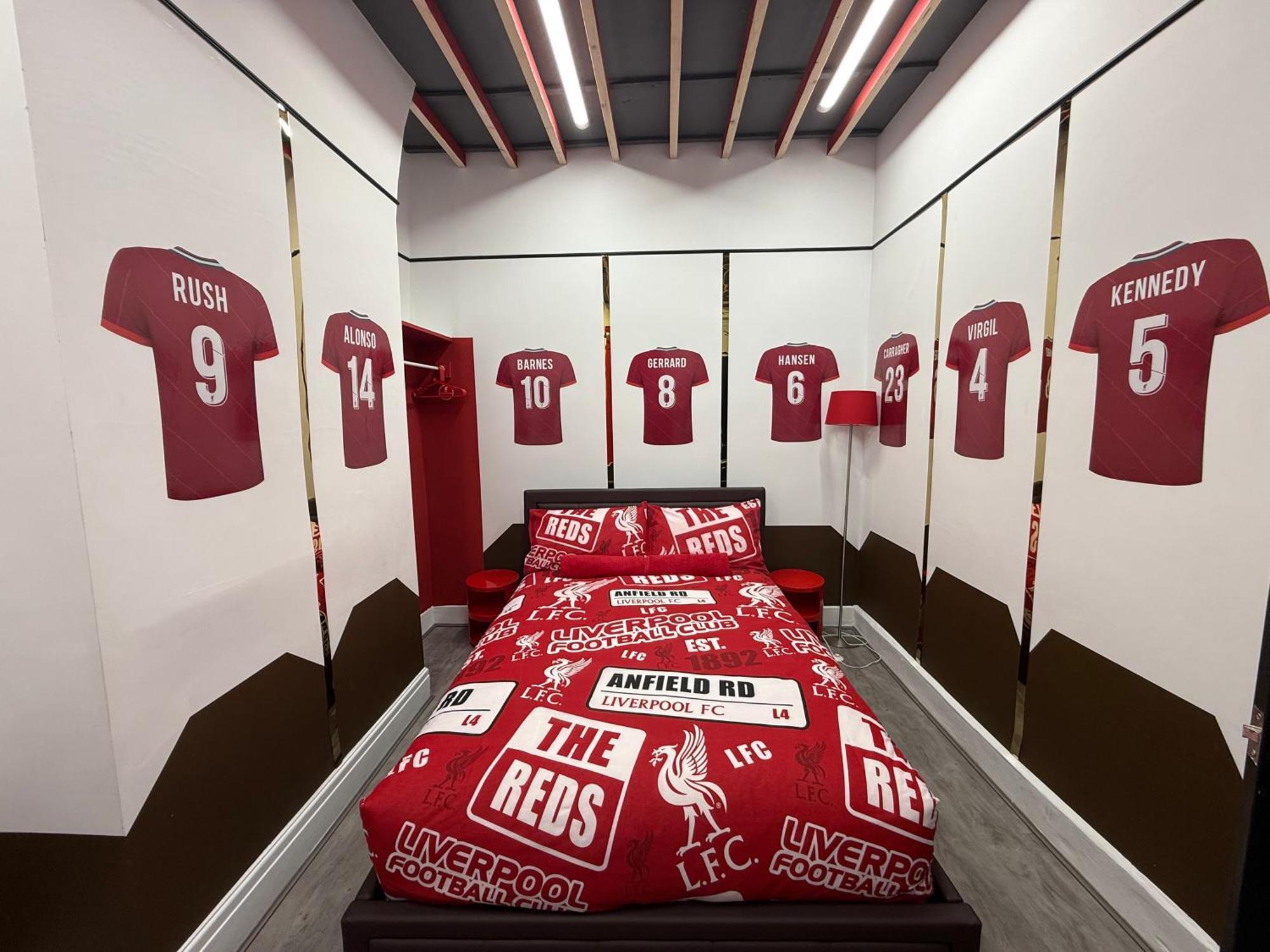 Anfield Abode - Entire Lfc Themed House Holiday home Liverpool
