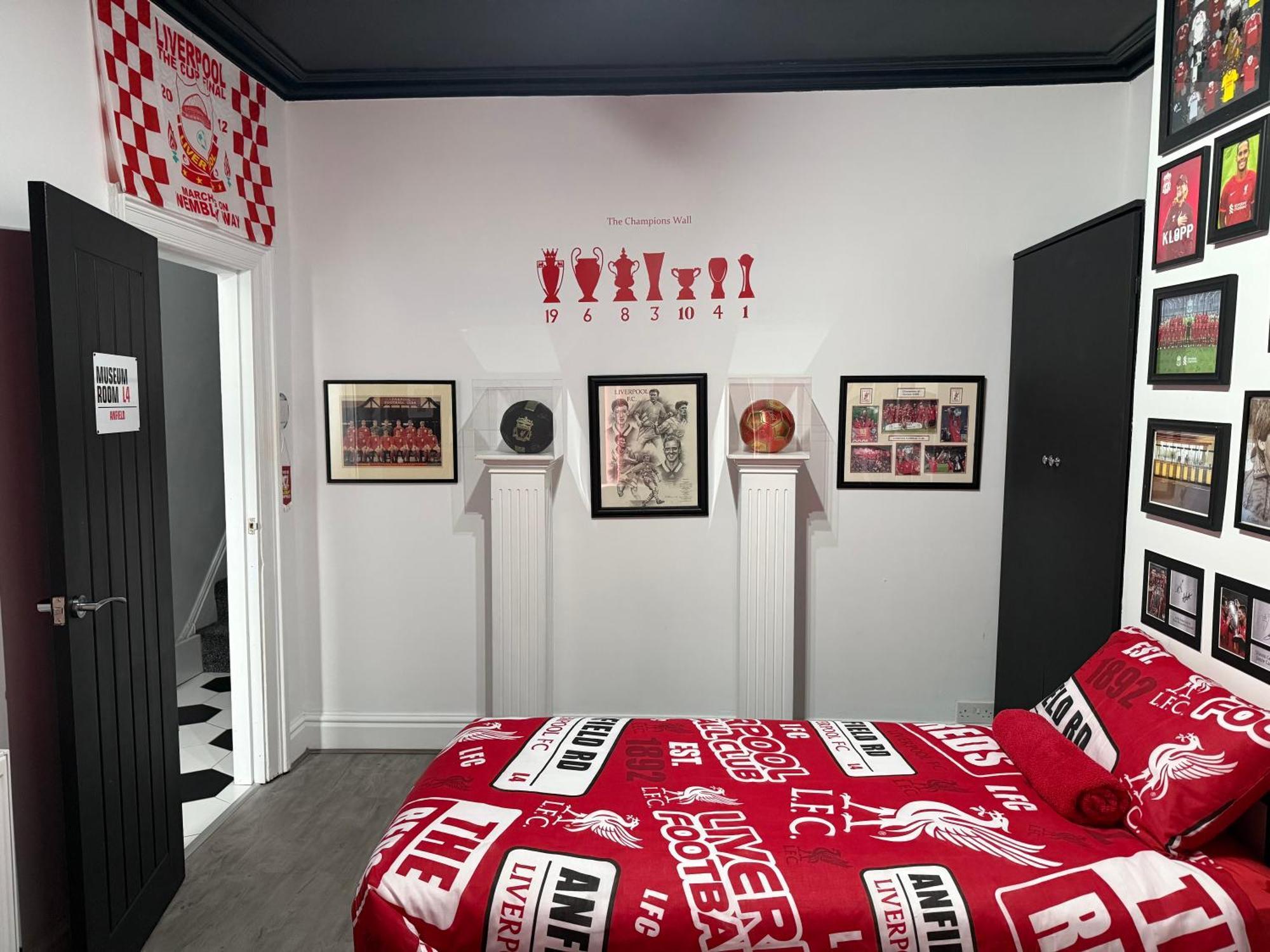 Anfield Abode - Entire Lfc Themed House Holiday home *