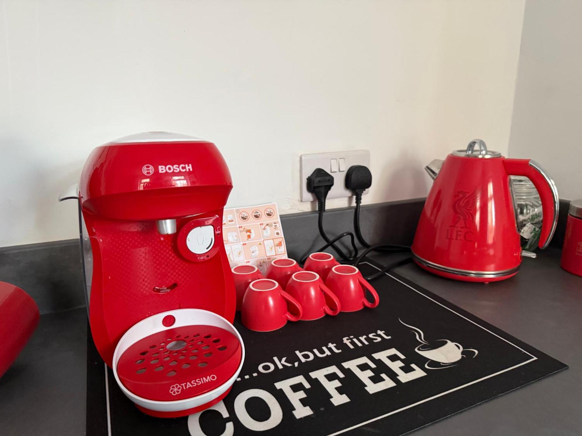 Anfield Abode - Entire Lfc Themed House *